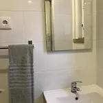 Romantic 1 Bedroom At Roma Avenue - 1c リスボン